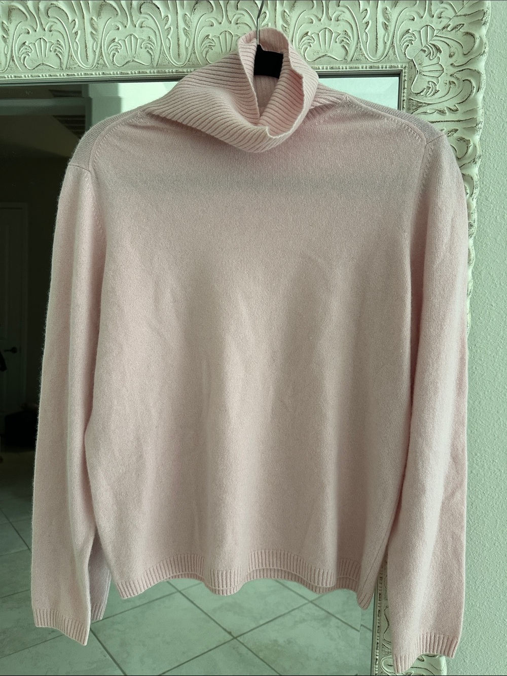 Neiman Marcus Pink Cashmere Turtleneck Sweater